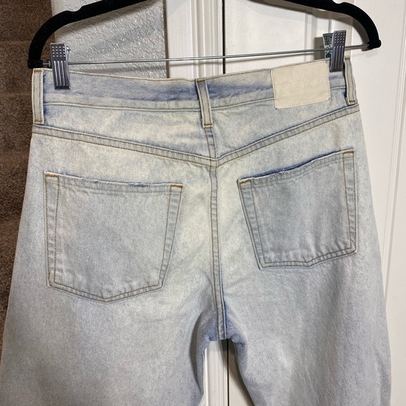 GRLFRND The Bella Low Rise Boyfriend Jeans - Picture 9 of 16